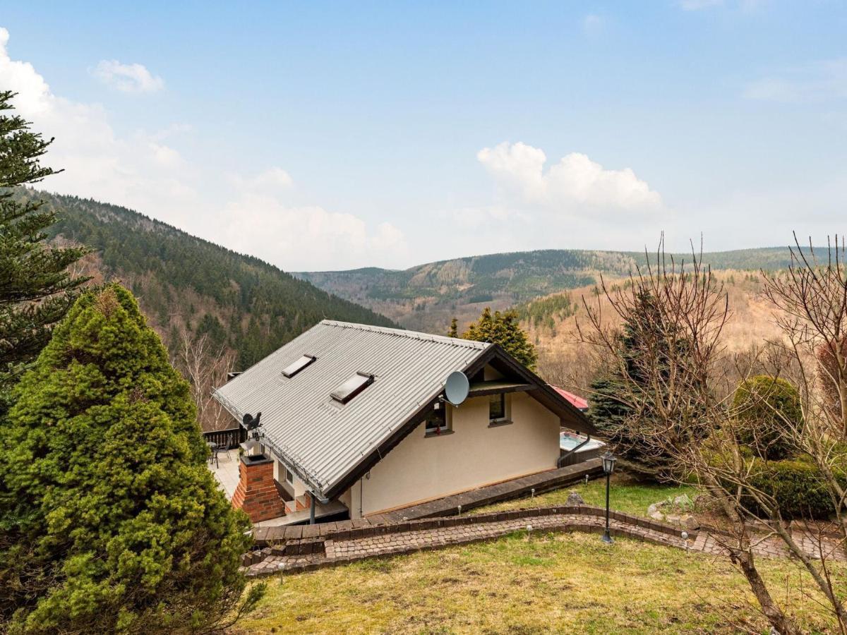 Majestic Holiday Home With Jacuzzi Unterschonau ภายนอก รูปภาพ